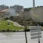 In 아파트 *